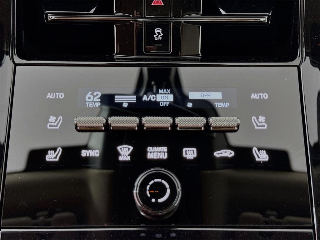 new 2025 Porsche Panamera car, priced at $120,965