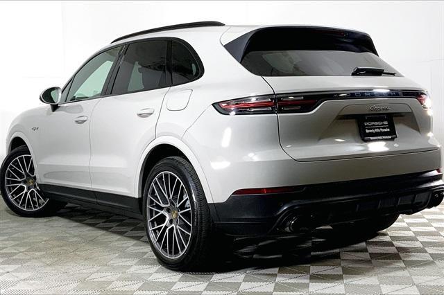 used 2021 Porsche Cayenne E-Hybrid car, priced at $60,649