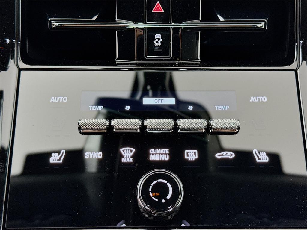 new 2026 Porsche Panamera car, priced at $134,060