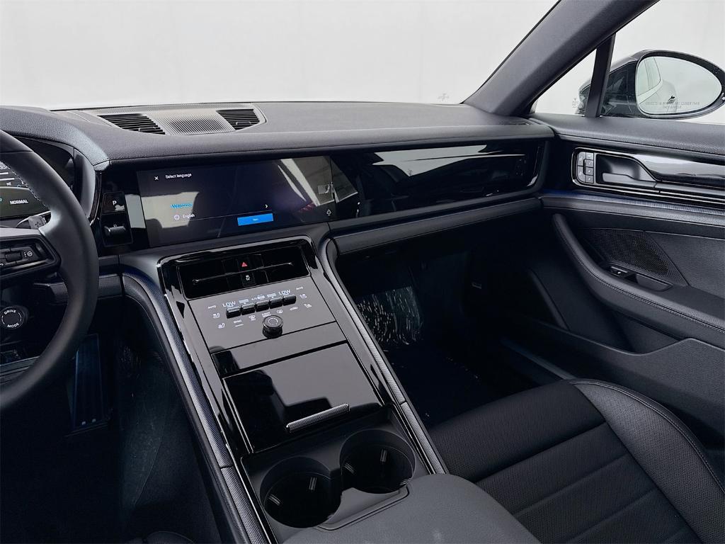 new 2025 Porsche Panamera car, priced at $116,655