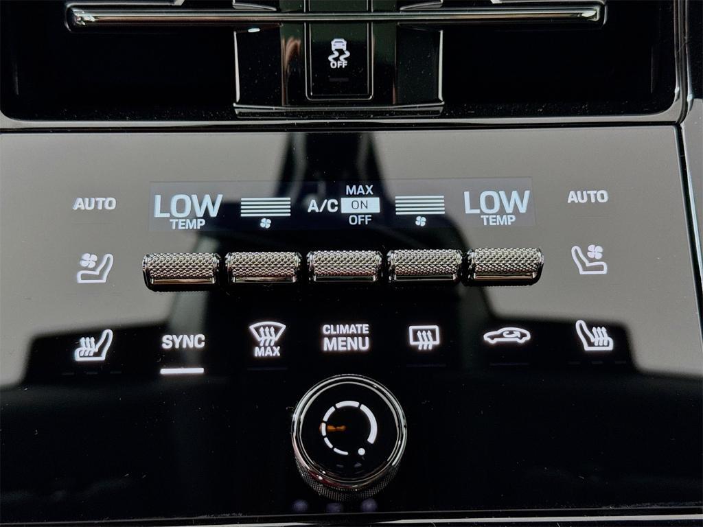 new 2025 Porsche Panamera car, priced at $116,655