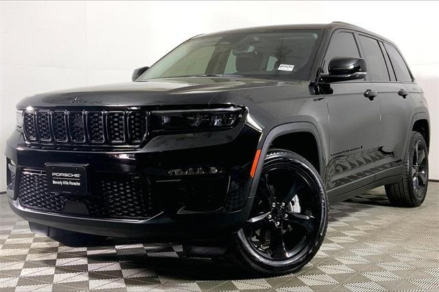 used 2023 Jeep Grand Cherokee car, priced at $37,991