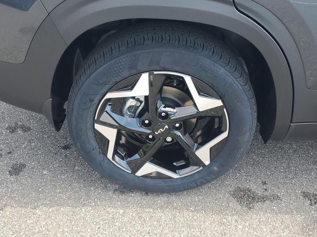 new 2025 Kia Seltos car, priced at $24,425