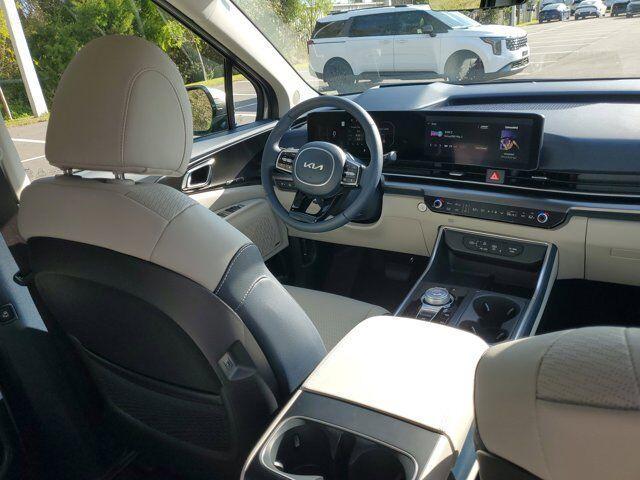 new 2025 Kia Carnival Hybrid car, priced at $53,134