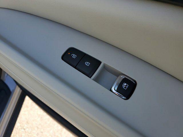 new 2025 Kia Carnival Hybrid car, priced at $53,134