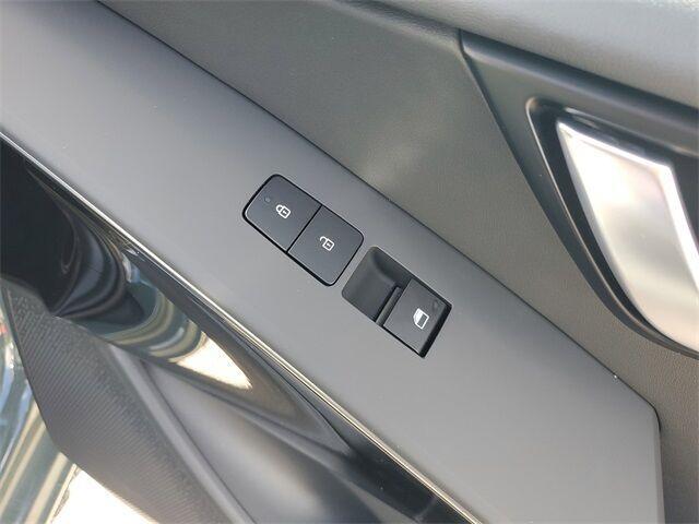 new 2025 Kia Niro car, priced at $28,775