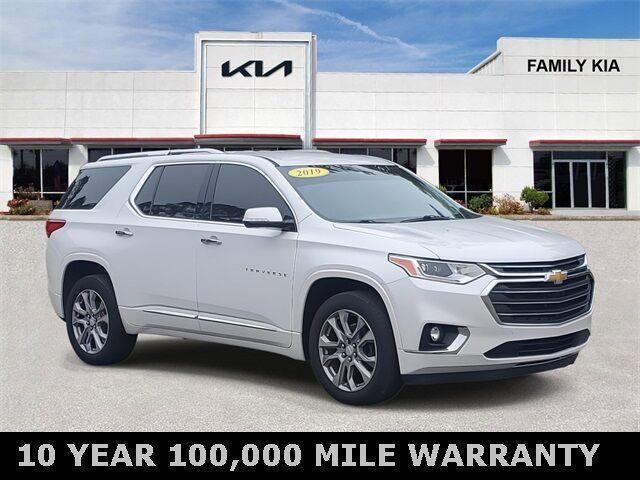 used 2019 Chevrolet Traverse car, priced at $24,500