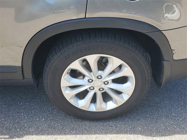 used 2015 Kia Sorento car, priced at $7,500