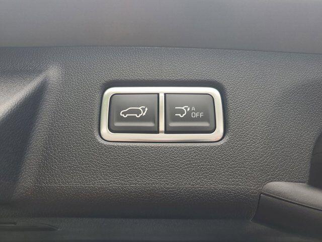 new 2025 Kia Sorento car, priced at $47,134