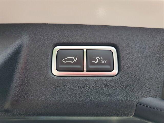 new 2025 Kia Sorento Hybrid car, priced at $37,600