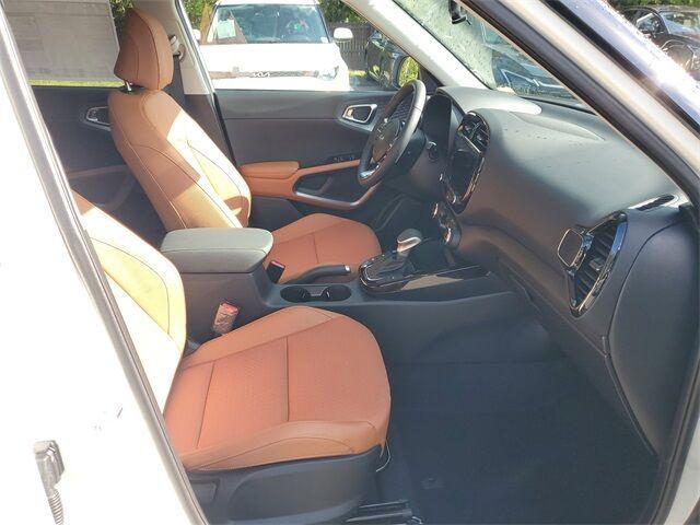 new 2025 Kia Soul car, priced at $25,992