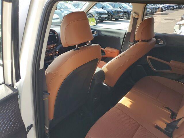new 2025 Kia Soul car, priced at $25,992