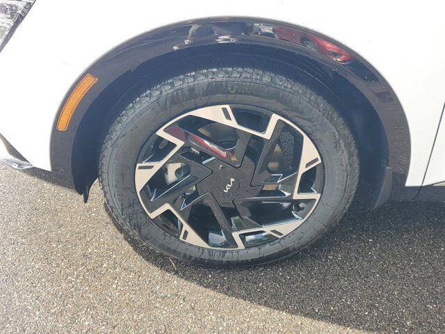 new 2025 Kia Sportage car, priced at $35,221