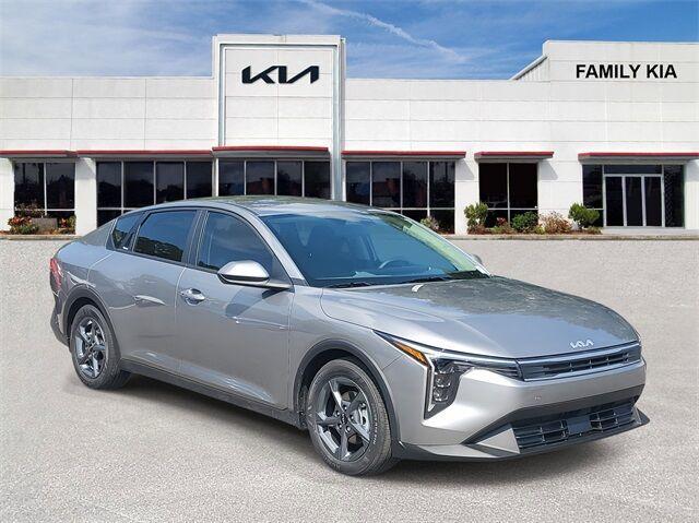 new 2025 Kia K4 car, priced at $23,261