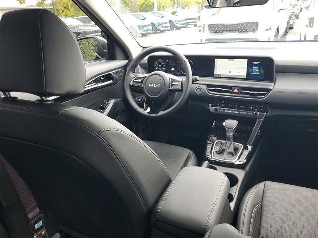 new 2026 Kia Seltos car, priced at $27,393