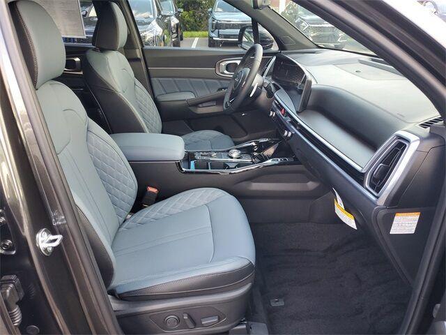 new 2025 Kia Sorento Hybrid car, priced at $38,895