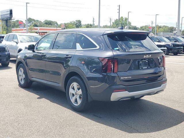 new 2025 Kia Sorento car, priced at $32,757