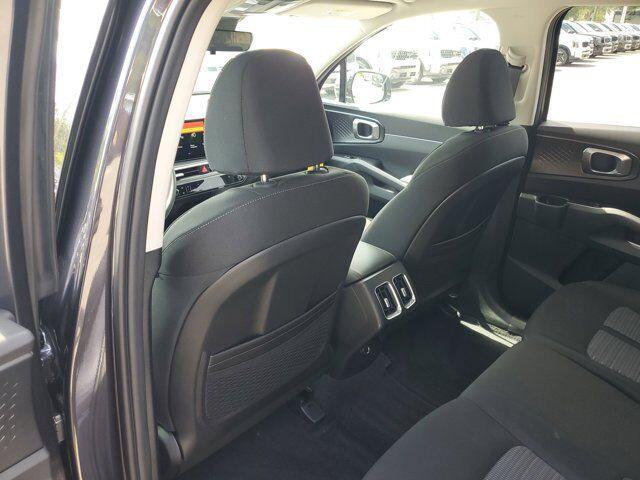 new 2025 Kia Sorento car, priced at $32,757