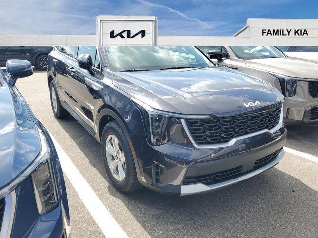 new 2025 Kia Sorento car, priced at $32,757
