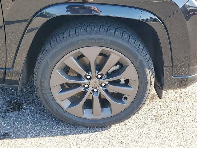 used 2021 Jeep Cherokee car, priced at $20,300