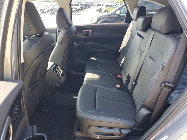 new 2025 Kia Sorento car, priced at $36,081