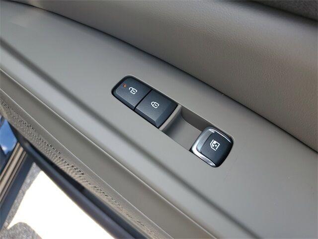 new 2026 Kia Carnival Hybrid car, priced at $42,646