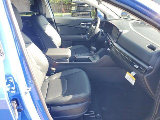 new 2026 Kia Sportage car, priced at $35,885