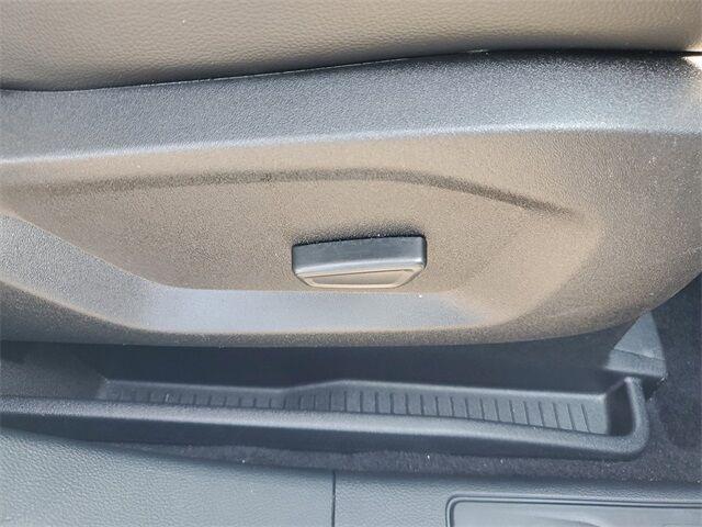 used 2023 Ford Edge car, priced at $21,300
