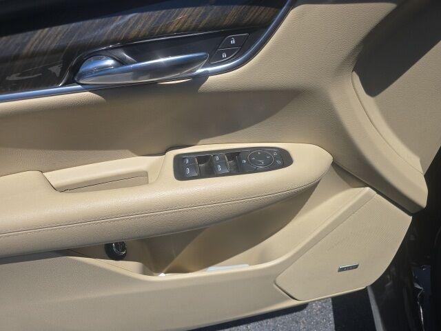 used 2017 Cadillac XT5 car, priced at $15,500