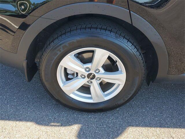 used 2023 Kia Sorento car, priced at $23,700