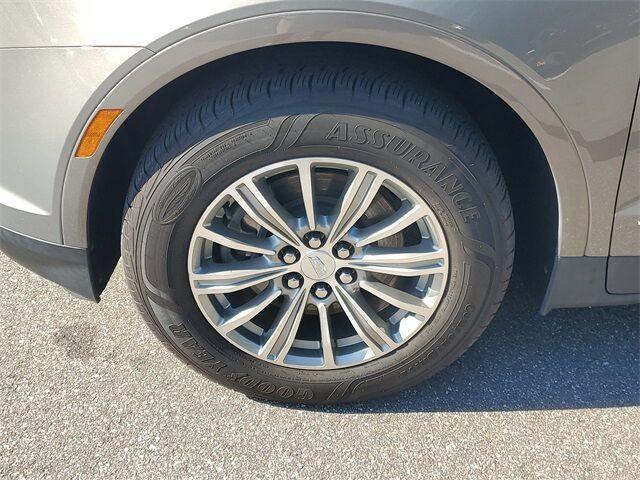 used 2017 Cadillac XT5 car, priced at $20,900