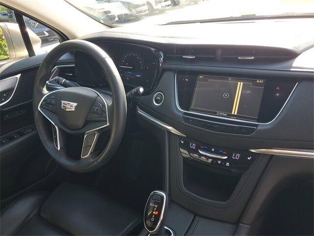used 2017 Cadillac XT5 car, priced at $20,900