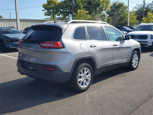 used 2018 Jeep Cherokee car, priced at $15,495