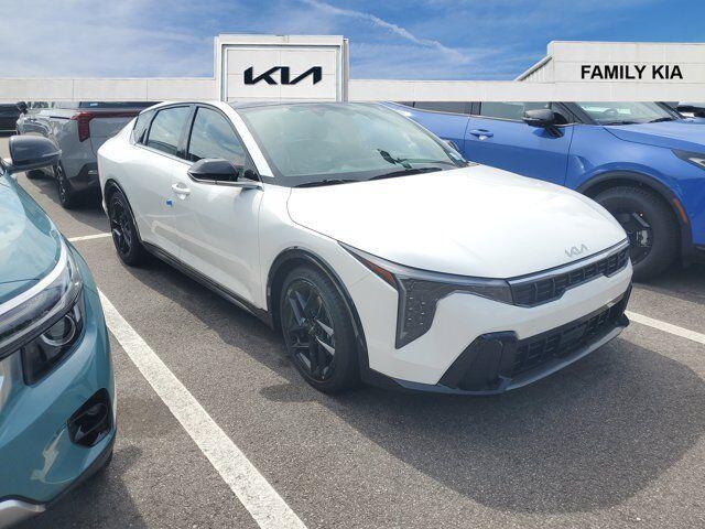 new 2025 Kia K4 car, priced at $28,870