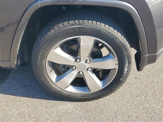 used 2015 Jeep Grand Cherokee car, priced at $13,995