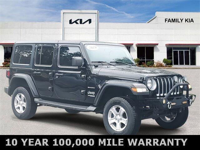 used 2019 Jeep Wrangler Unlimited car, priced at $27,300