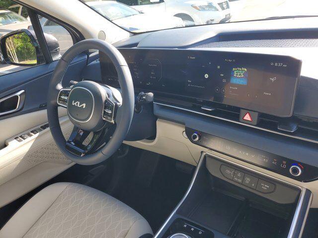 new 2025 Kia Carnival Hybrid car, priced at $48,017