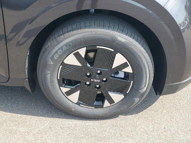 new 2025 Kia Carnival Hybrid car, priced at $41,208