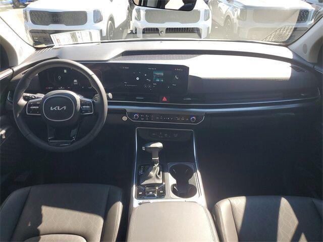 new 2026 Kia Carnival car, priced at $46,897