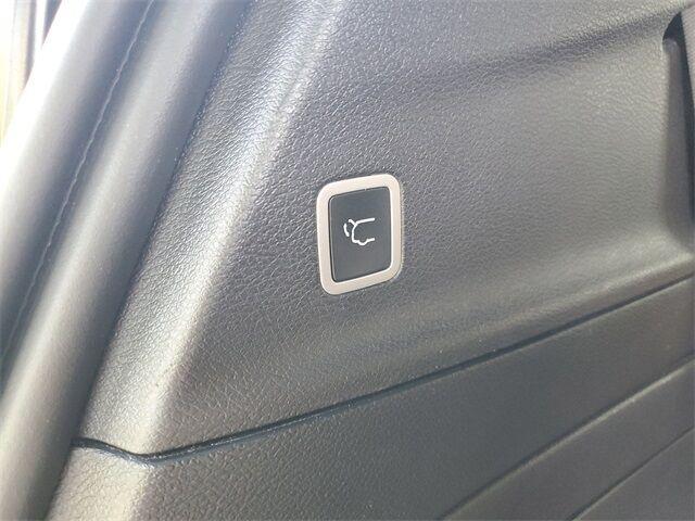 used 2021 Chrysler Pacifica Hybrid car, priced at $29,500
