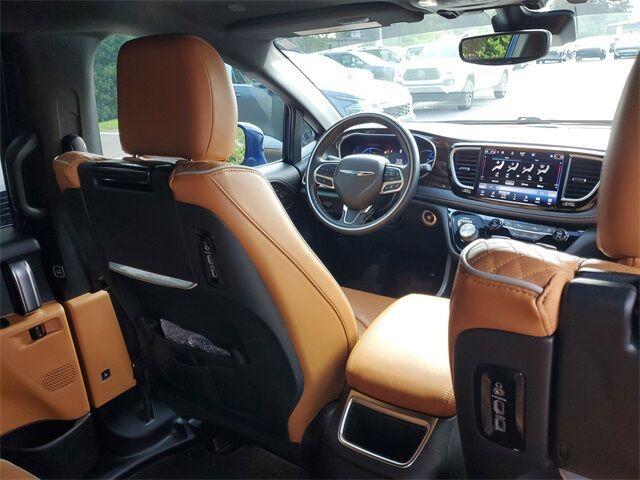 used 2021 Chrysler Pacifica Hybrid car, priced at $29,500