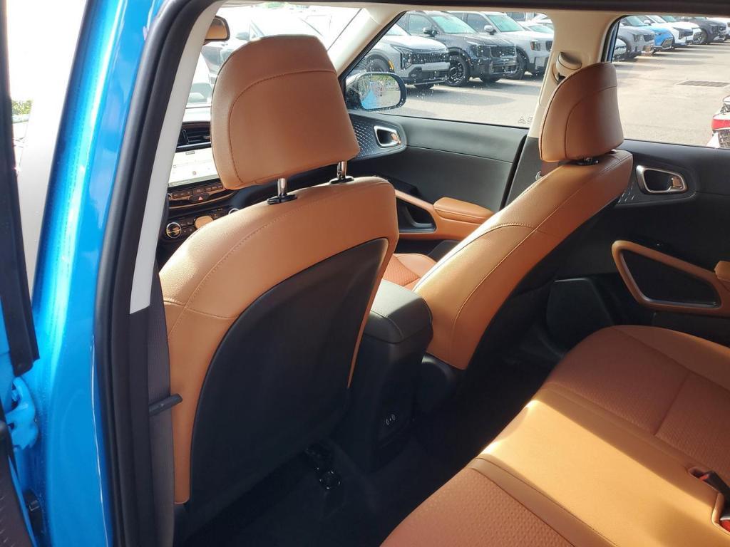 new 2025 Kia Soul car, priced at $24,610