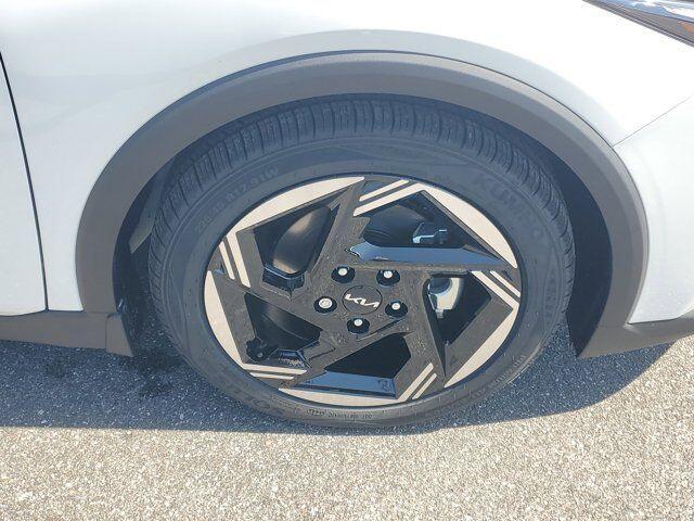new 2025 Kia K4 car, priced at $24,672