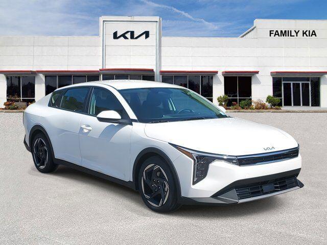 new 2025 Kia K4 car, priced at $24,672
