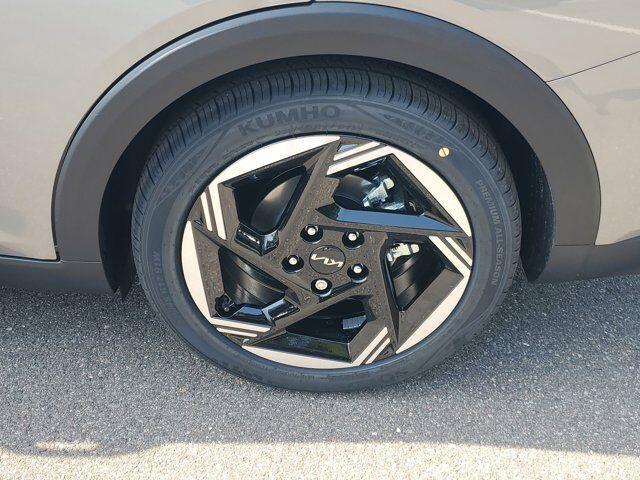 new 2025 Kia K4 car, priced at $24,182