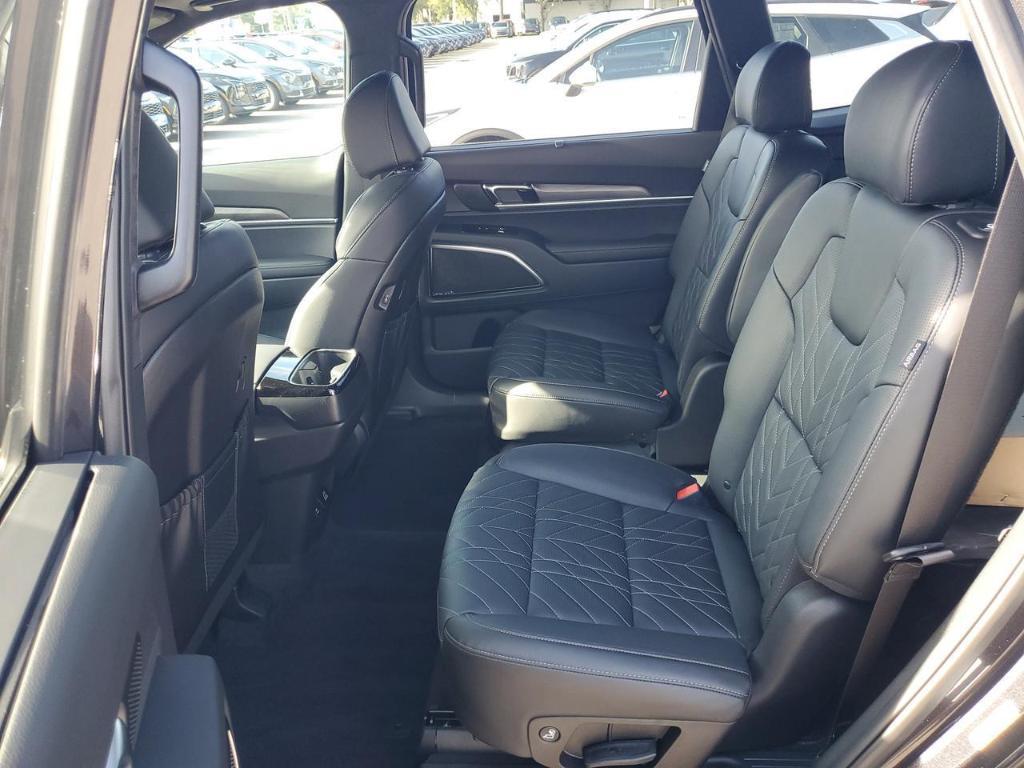 new 2025 Kia Telluride car, priced at $52,022