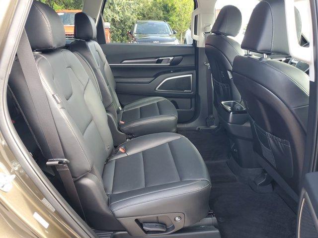 used 2025 Kia Telluride car, priced at $38,700