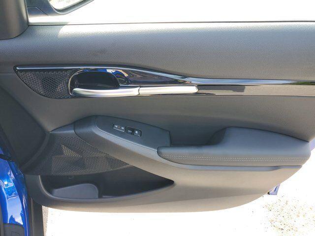 new 2025 Kia Seltos car, priced at $25,579