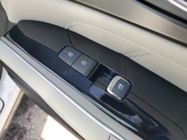 new 2025 Kia Sorento Hybrid car, priced at $46,848