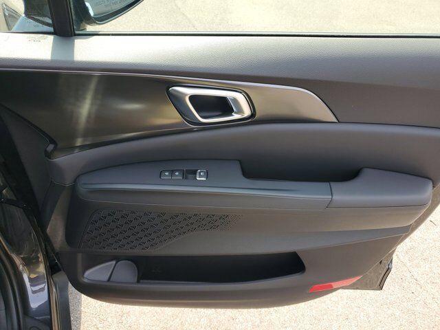 new 2025 Kia Carnival Hybrid car, priced at $48,099